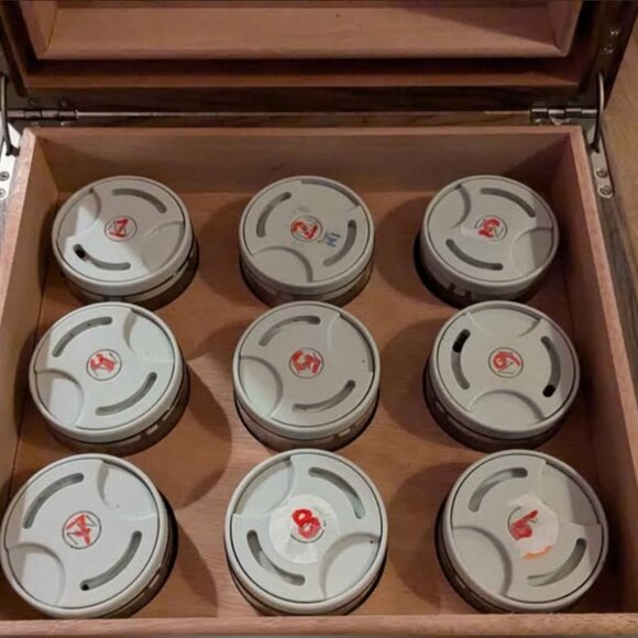 Cannador Humidor Nine Glass Containers Walnut Storage Box - Picture 6 of 7